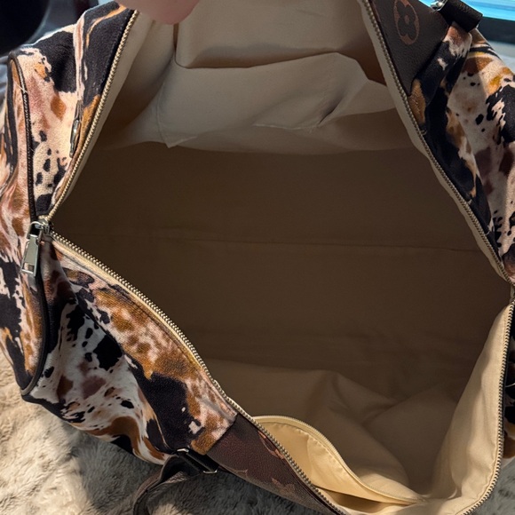 Black & Brown Cow Print Weekender Bag - Picture 8 of 8